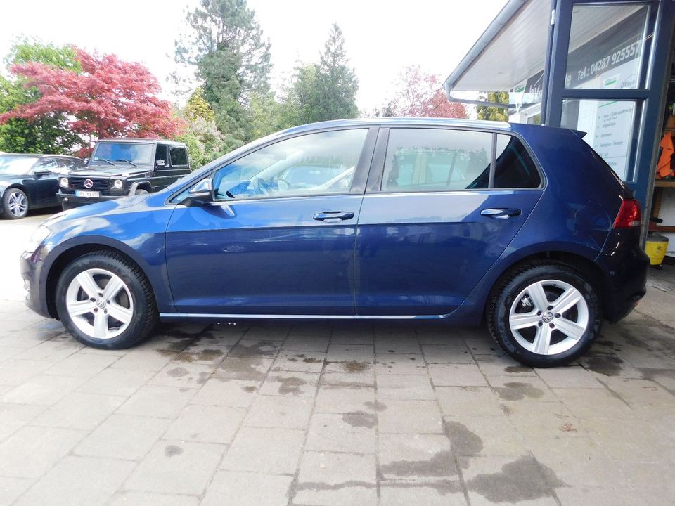 Volkswagen Golf VII Lim. Comfortline BMT in Heeslingen