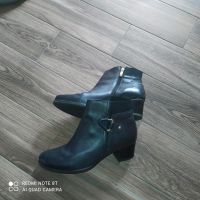 Caprice Damensteifel Damenschuhe Ledersteifel Gr. 40,5 Schleswig-Holstein - Neuenbrook Vorschau