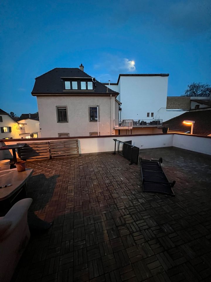 4 Zimmer Wohnung zum 01.06.24!  mit großer Dachterrasse in Mainz