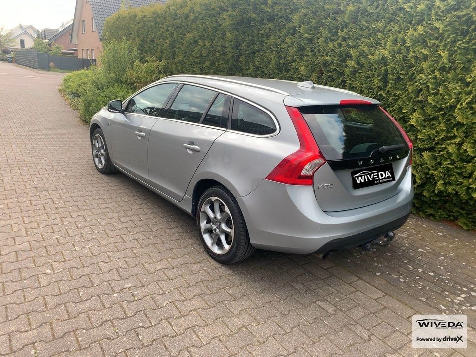 Volvo V60 Kombi Ocean Race Aut. NAVI~LEDER~AHK~XENON in Dortmund