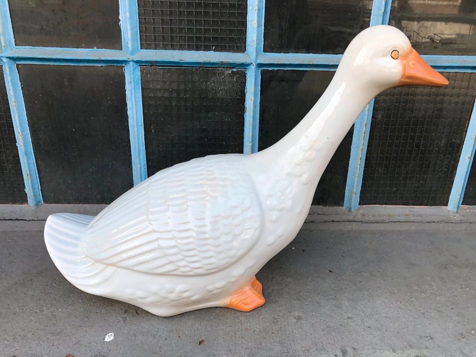 Dekorative Keramik Gans, 52 cm Lang & 38 cm hoch in Neustadt an der Weinstraße