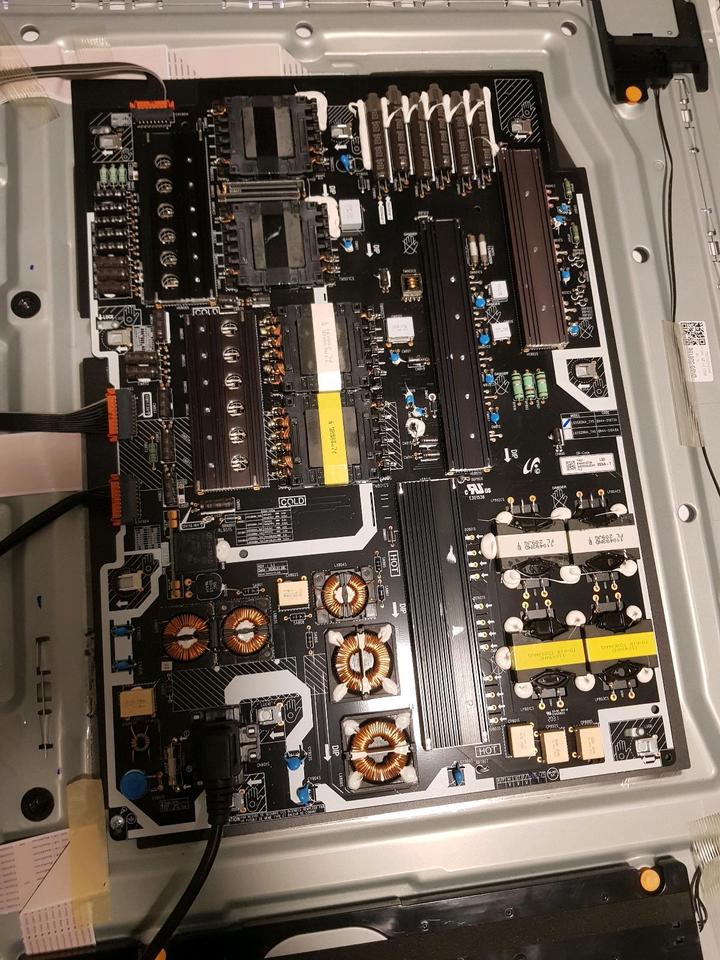 samsung Gq65q800t ,t-con Board, Netzteil,standfuß,driver Board in Köln