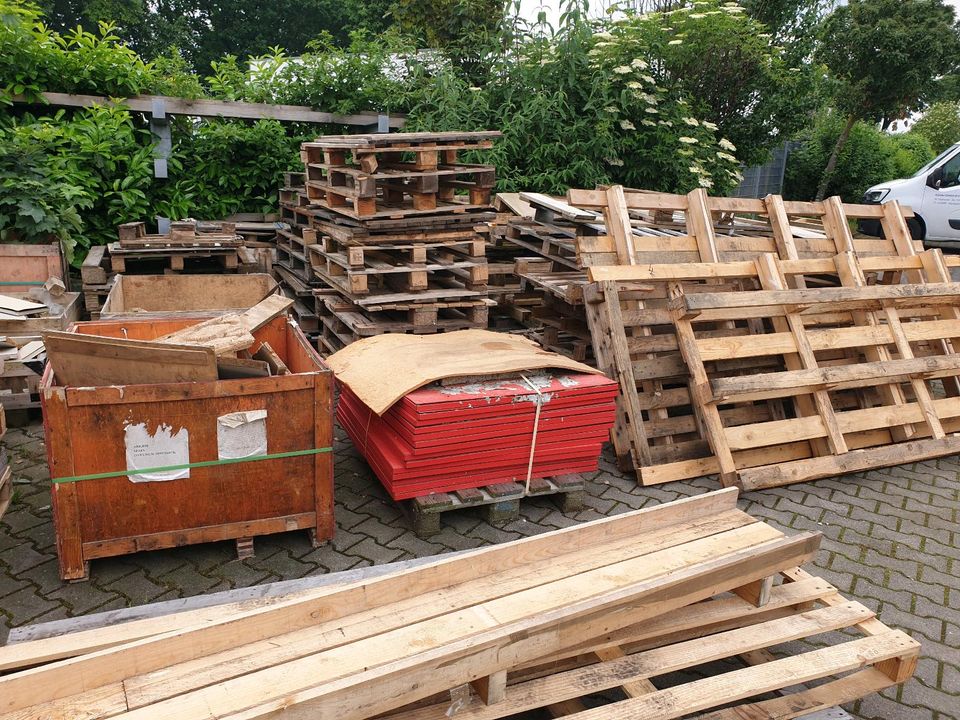 Brennholz Palettenholz zu verschenken in Kempen