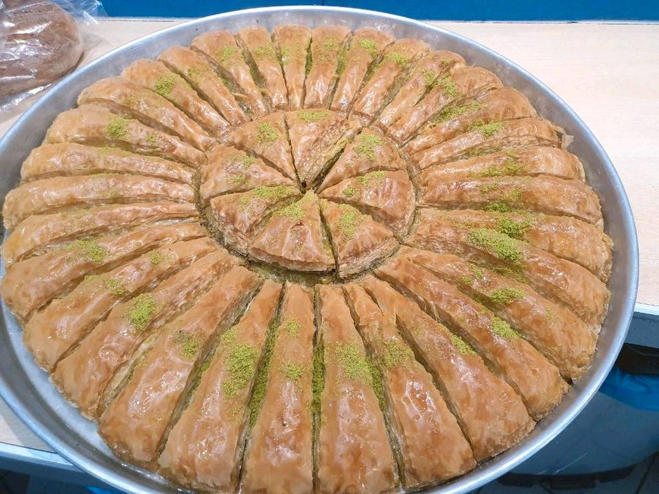 100kg  RAMADAN BAKLAVA (VERSAND+LIEFERUNG GRATIS) in Dinslaken