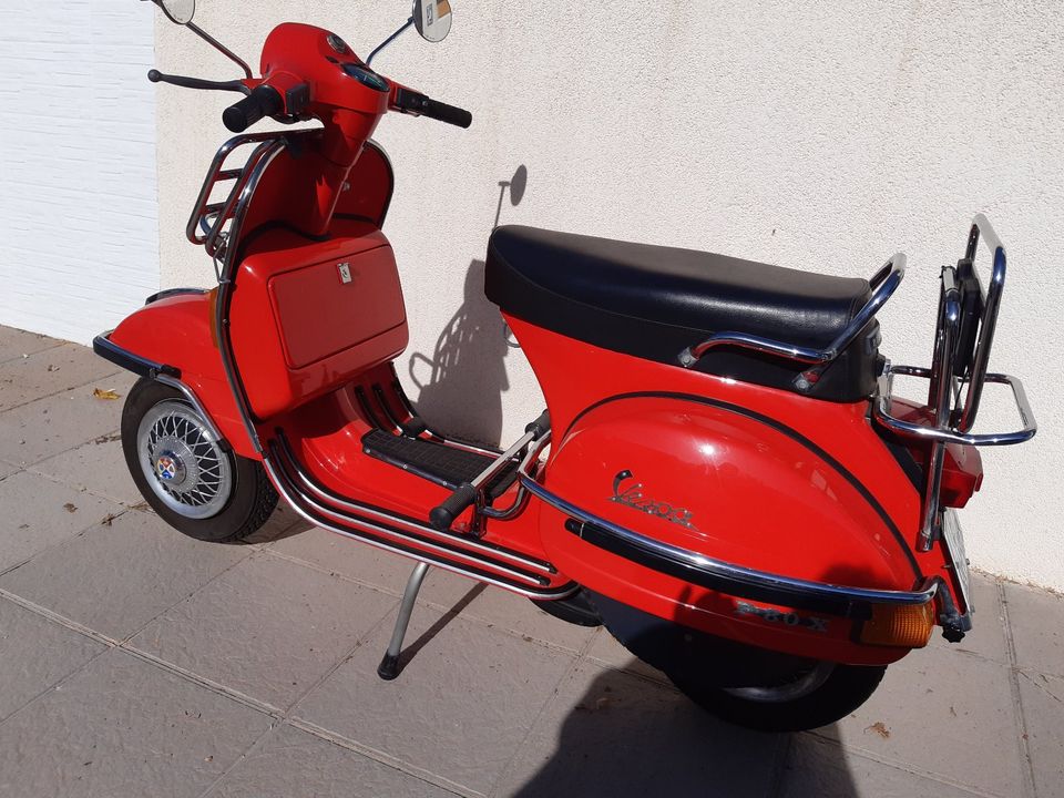 Vespa P80X E Lusso in Essen