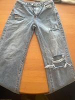 SHEIN PETITE Jeans mit geradem Beinschnitt, hoher Taille, Riss, Niedersachsen - Sarstedt Vorschau
