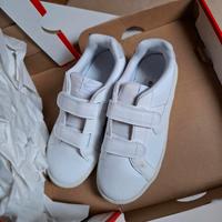 Nike Sneaker Weiß Gr.33 Top! Niedersachsen - Vechta Vorschau