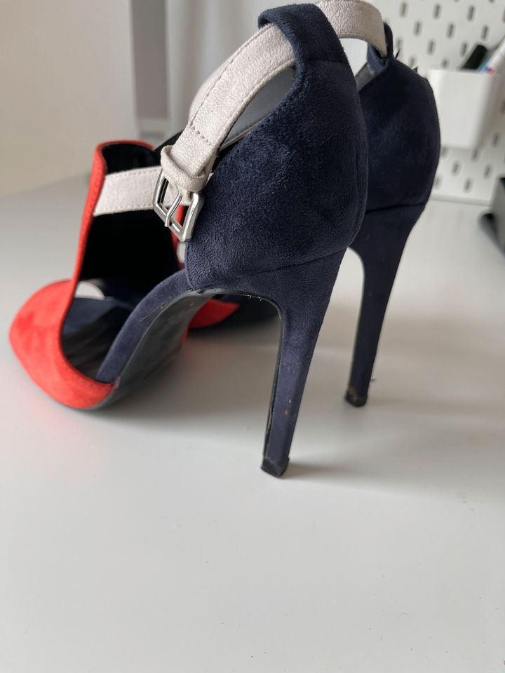 Zara High Heels 39 in Ulm