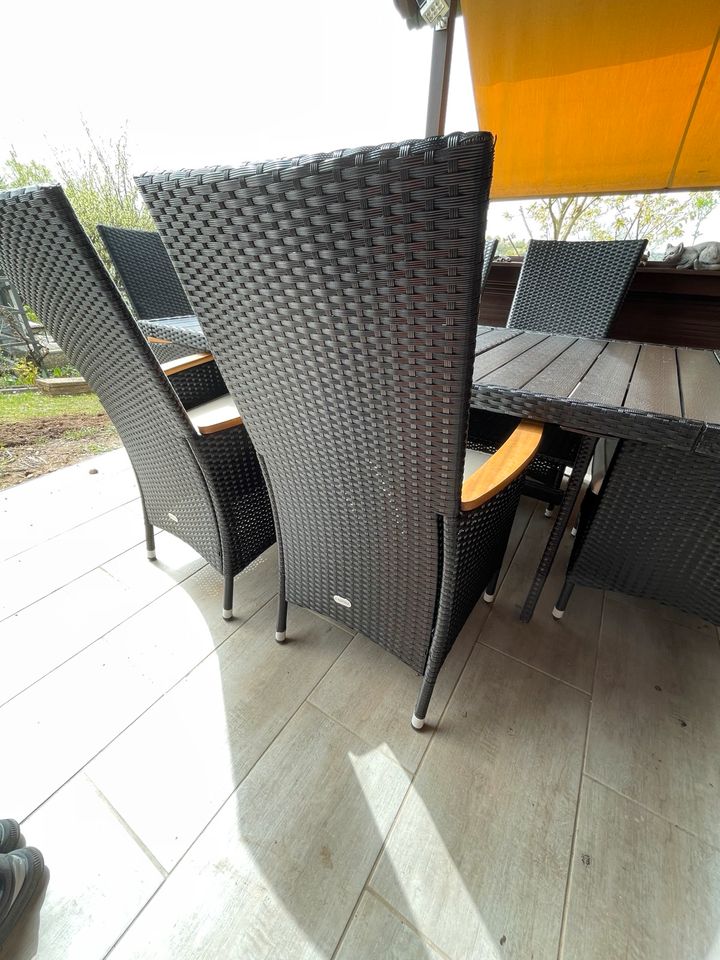 Tisch mit 6 Stühle in Regensburg