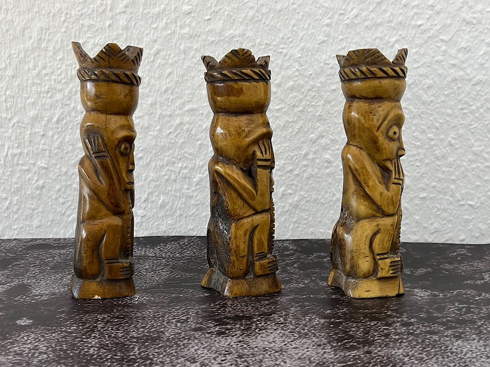 Antike Figuren Skulpturen Knochen / "3 Affen"  Kunst aus Namibia in Dortmund