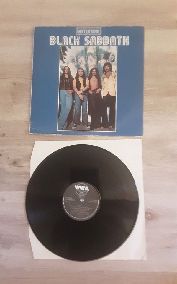 Vinyl Black Sabbath LP Attention in Lamspringe