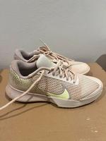 Tennisschuhe Nike 38 München - Schwabing-Freimann Vorschau