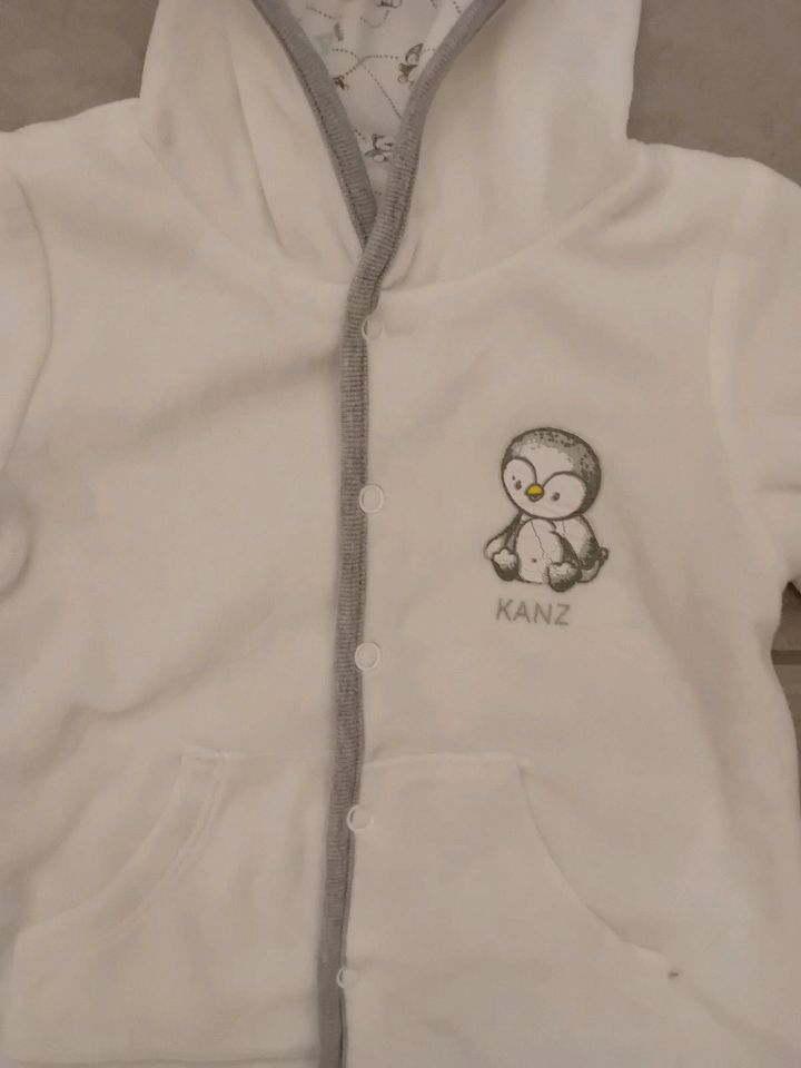 Kanz Wendejacke weiß grau Gr. 80 Pinguine in Weingarten