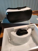 SM-R322 Samsung Gear VR Brille, mit Karton neuwertig Nordrhein-Westfalen - Erkrath Vorschau