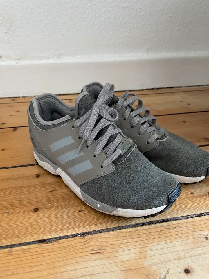 Adidas Schuhe grau sneaker Damen 36 37 in Niedersachsen - Braunschweig |  eBay Kleinanzeigen ist jetzt Kleinanzeigen