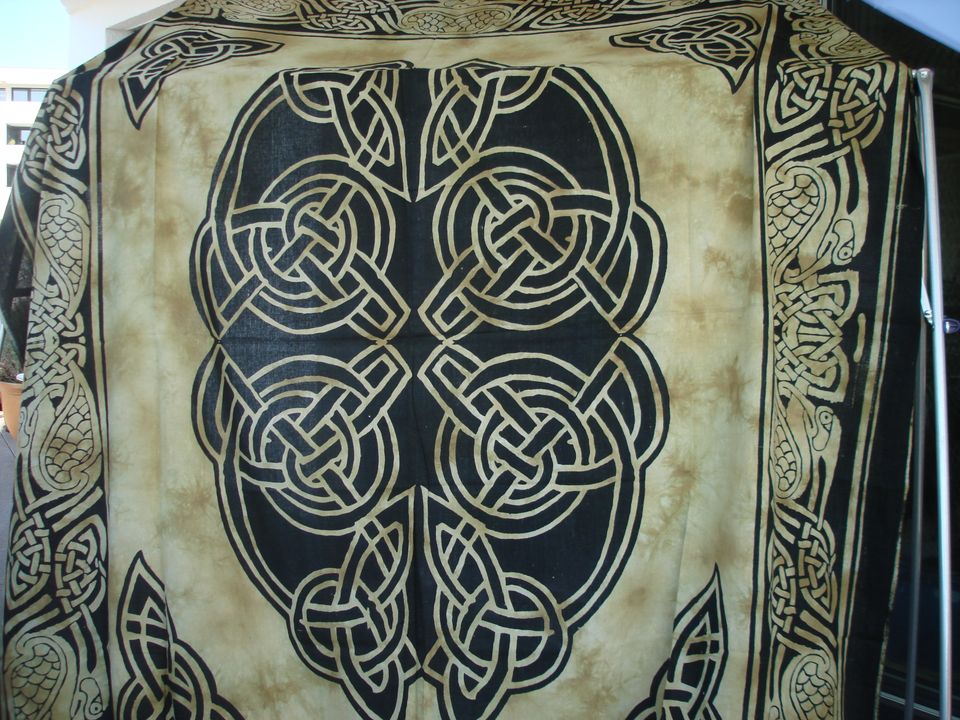 Indisches Tuch, Tagesdecke oder Wandbehang in Schönaich
