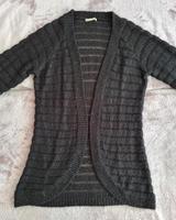 Damen schöne schwarze Cardigan mit Paletten. Hannover - Mitte Vorschau