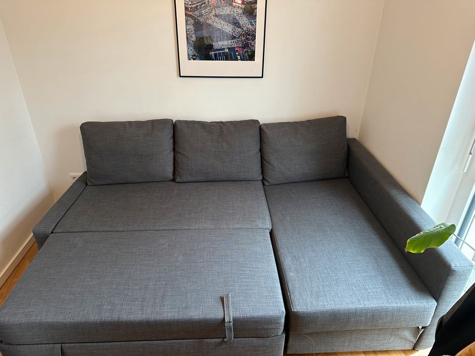 Ikea SofaFRIHETEN Eckbettsofa mit Bettkasten, Skiftebo dunkelgrau in Berlin