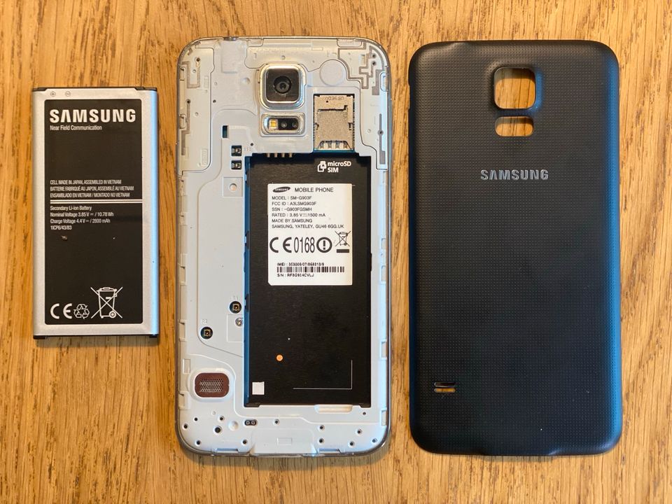 Samsung Galaxy S5 neo DEFEKT an Bastler in Warnau b Nettelsee