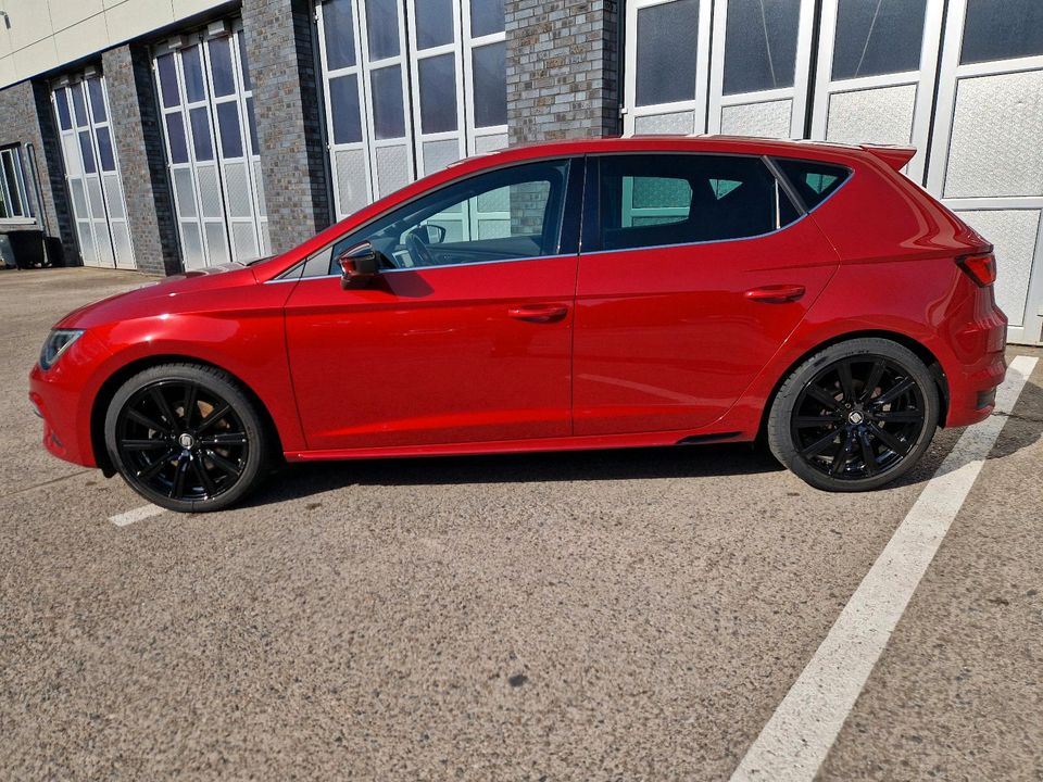 Seat Leon FR Aerodynamik-Paket in Berlin