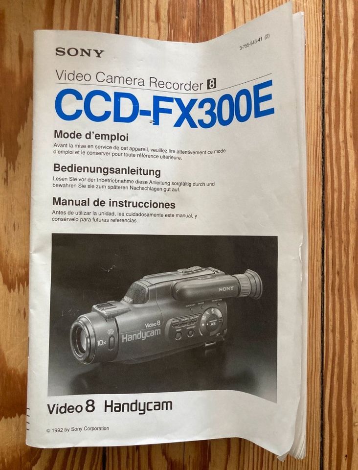 Sony Camcorder / Videokamera CCD-FX300E (Kassettenfach defekt) in Cuxhaven
