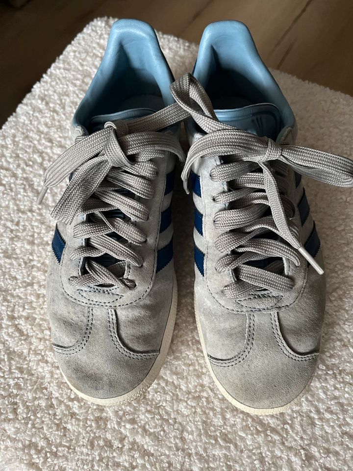 Sportschuhe,Turnschuhe Adidas Gazelle 35,5-36 Gröse in Dortmund