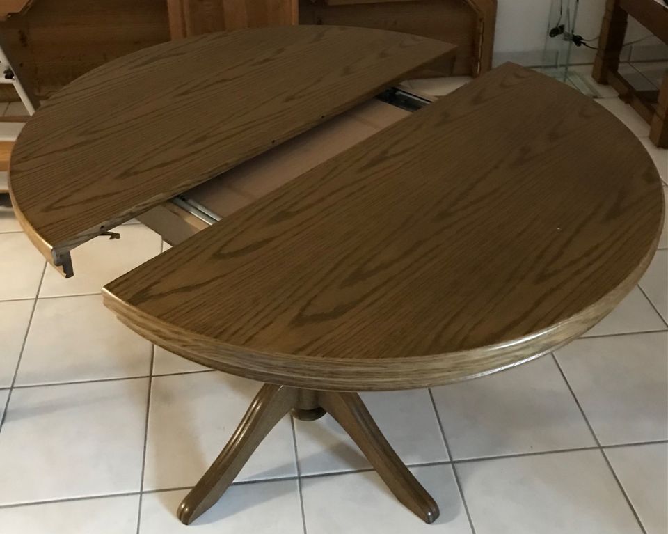 Tisch rund ausziehbar in Menden