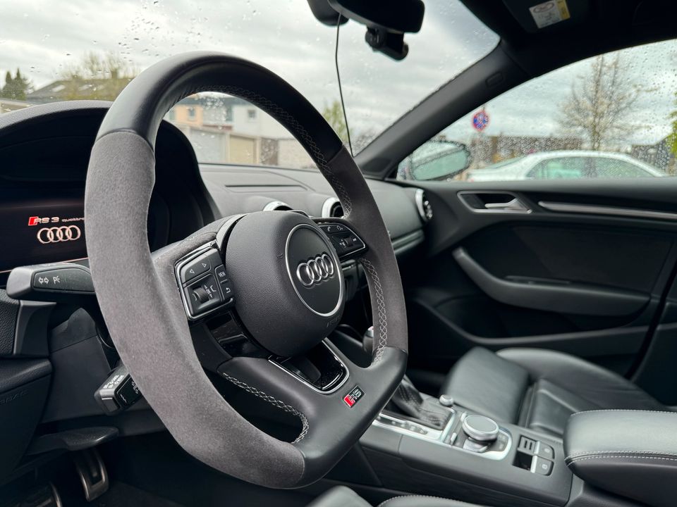 Audi RS3 Sportback | V-MAX | RS-Abgas | Virtual | 8-fach | Matrix in Sankt Augustin
