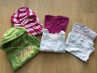 Paket Sweatjacken Hoodies T Shirt Bluse Bodies 68-74 München - Au-Haidhausen Vorschau