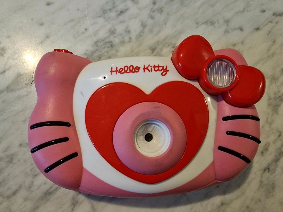 Hello Kitty Fotoapparat in Dinslaken