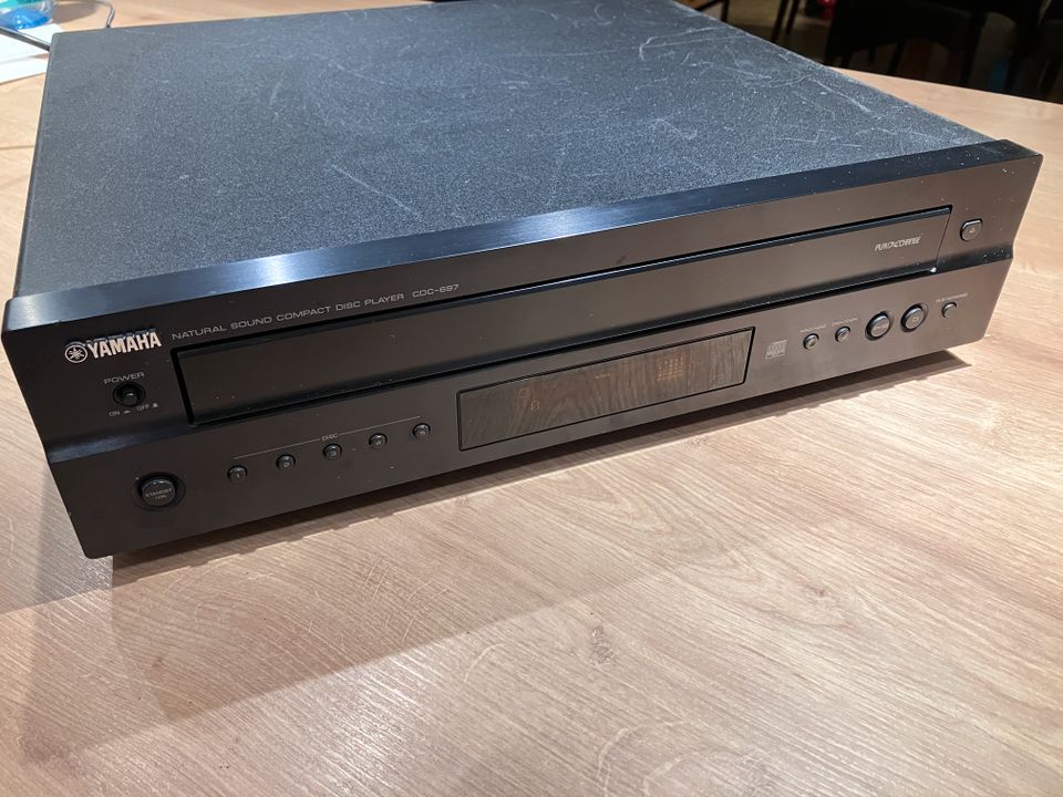 Yamaha 5-fach CD-Wechsler CDC-697, Analog Out, Toslink, RS232 in Minden