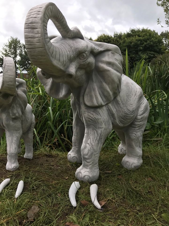 ‼️XL 120kg Elefant Elephant Elefantengruppe Elefanten Steinguss‼️ in Magdeburg