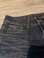 Tommy Hilfiger Jeans 27/32 Nordrhein-Westfalen - Heinsberg Vorschau