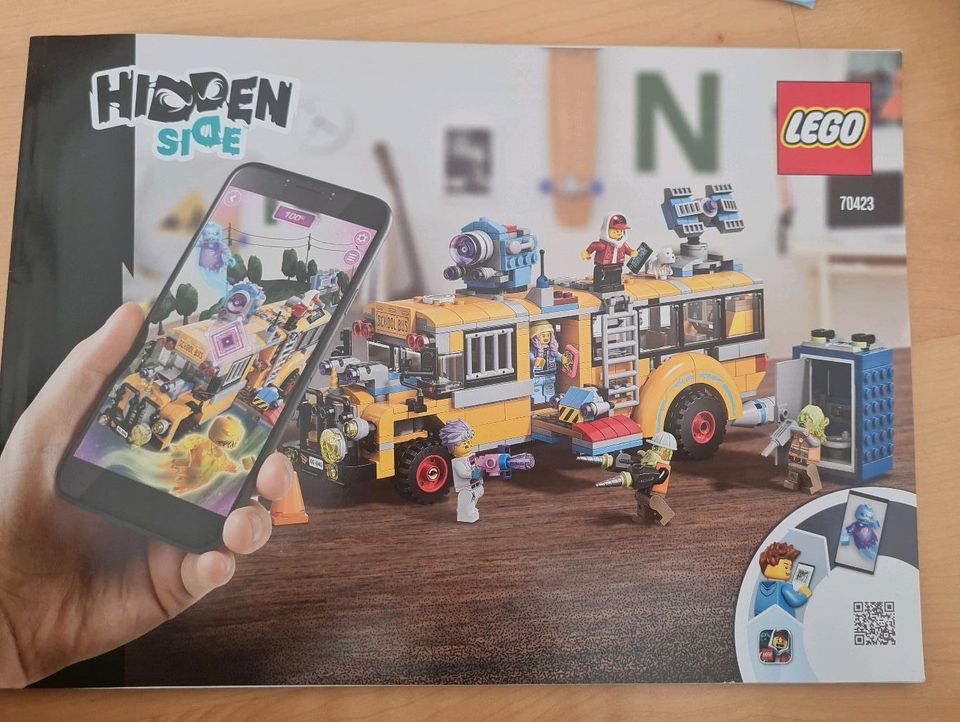 Lego Hidden Side Newburys spukende Schule 70425  und Bus 70423 in München