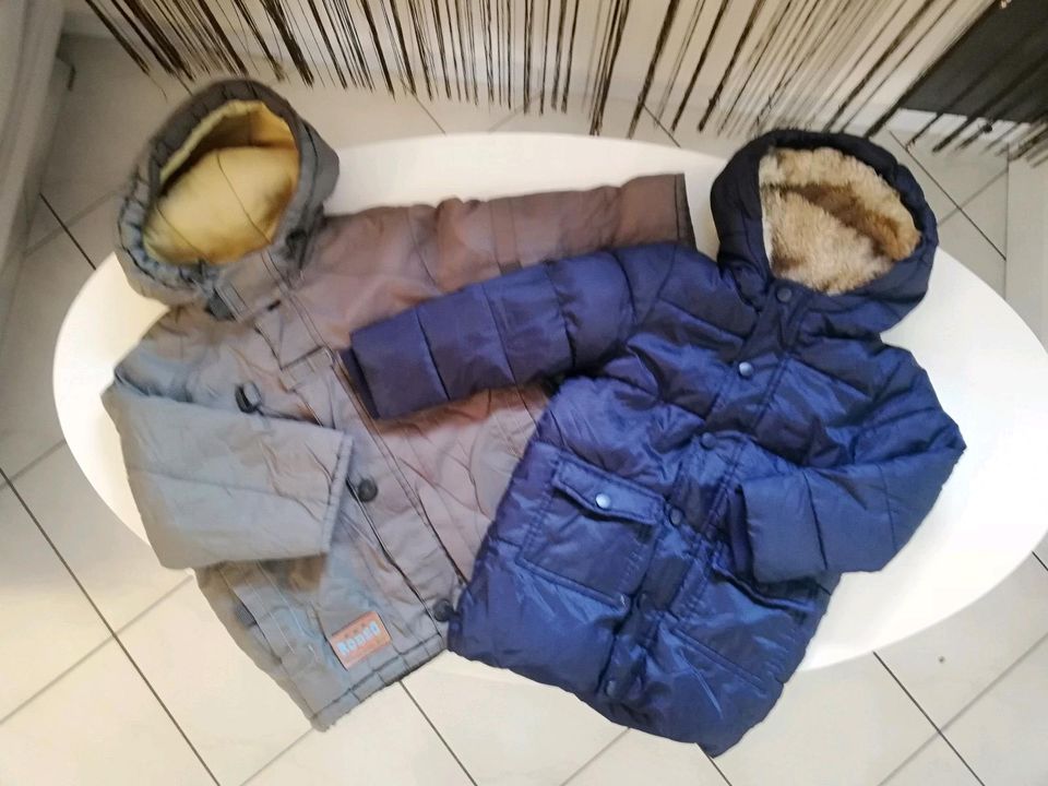 Kleidungspaket Winterjacken Jungen Gr.98 in Römhild