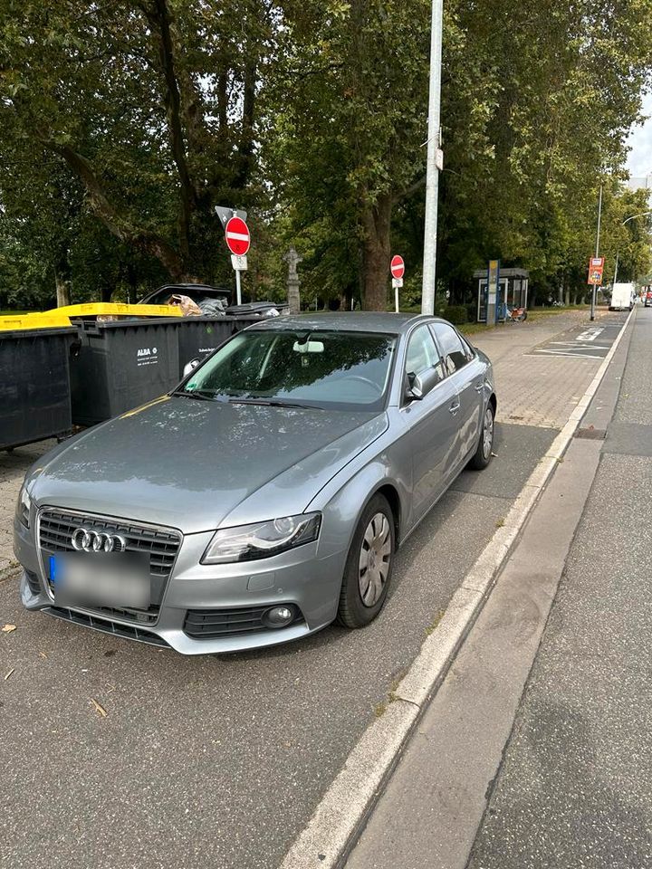 Audi A4 2009 in Bergheim