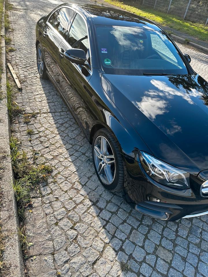 E 220 d 4MATIC AMG Line/WIDESCREEN/BURMESTER/360Grad Kamera in Berlin