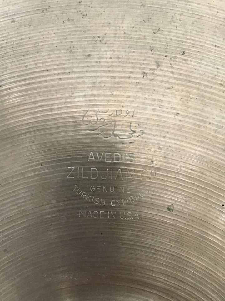 Zildjian Avedis Heavy Crash Becken 18 Zoll in Dossenheim