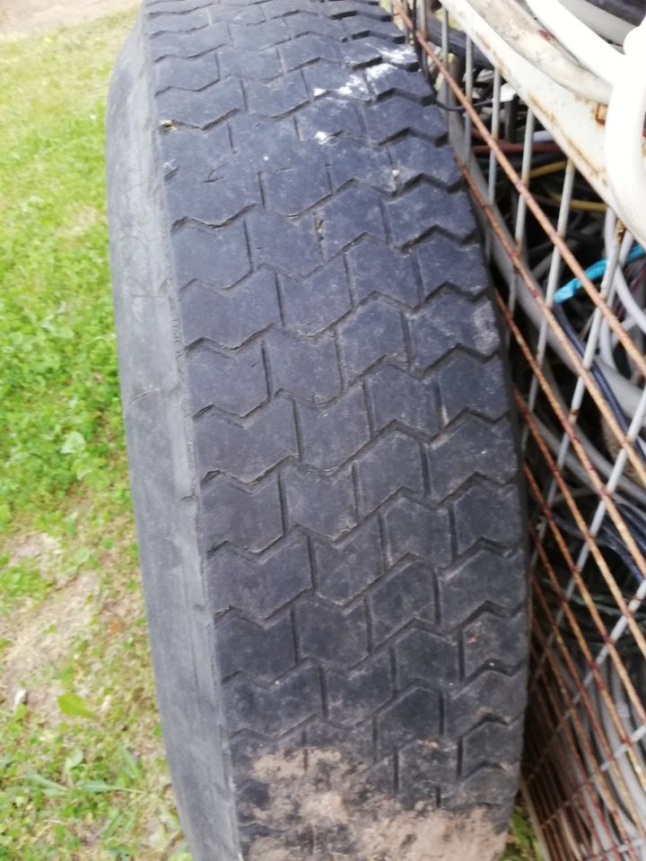 IFA W50 Ersatzrad     9.00R20 von Michelin in Sangerhausen