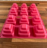 3D Silikon Muffinform Silikomart 2x Backformen Kuchen Silikonform Baden-Württemberg - Esslingen Vorschau