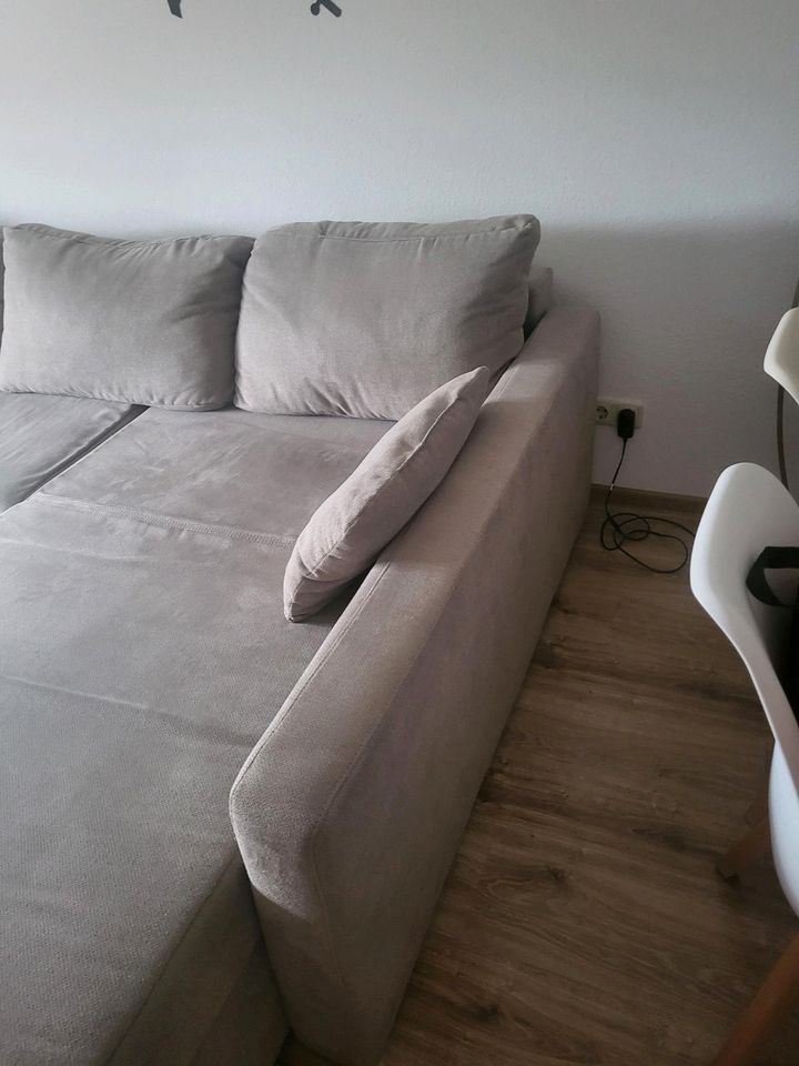Sofa mit Bett in Dessau-Roßlau