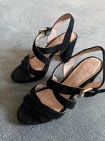 Schwarze Sandalen mit Absatz von Cox Niedersachsen - Burgwedel Vorschau