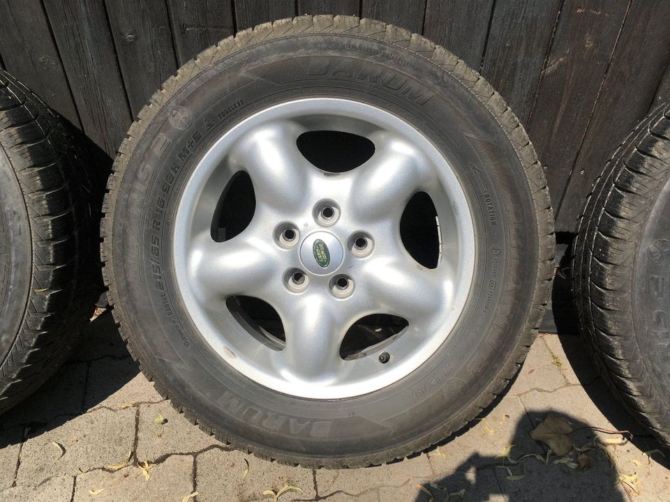 Land Rover Freelander Räder Satz 4 Felgen mit Reifen 215/65 R 16 in Wetzlar