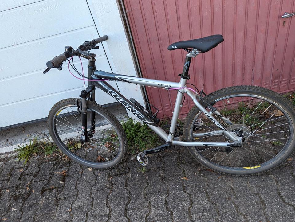 Giant XTC 2.5 26 Hardtail Mountainbike Rahmenhohe M