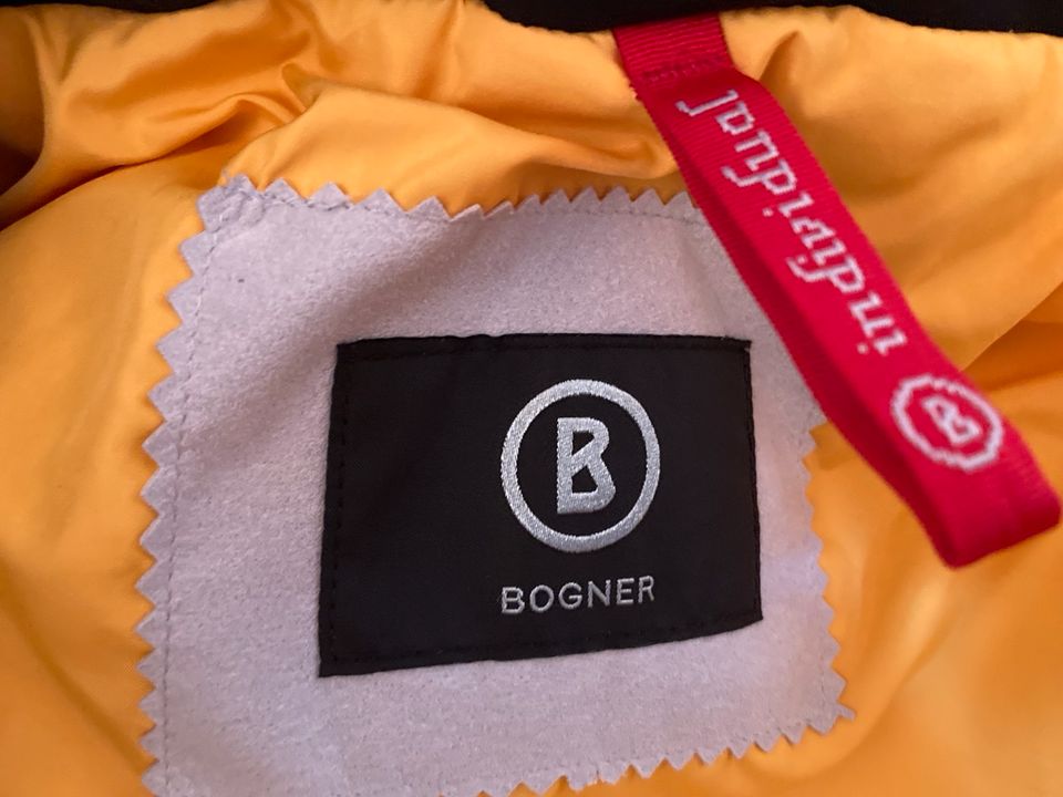 Original Bogner Kinder Jacke Skijacke Gr. 128 / 134 in Burgsalach