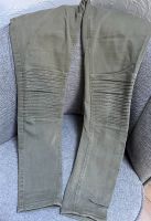 H&M Mama Jeans mit auffälligen Nähten Khaki Gr 36 Nordrhein-Westfalen - Gütersloh Vorschau