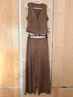 Stylisches Sommerset (Weste und Hose) in Braun Berlin - Mitte Vorschau