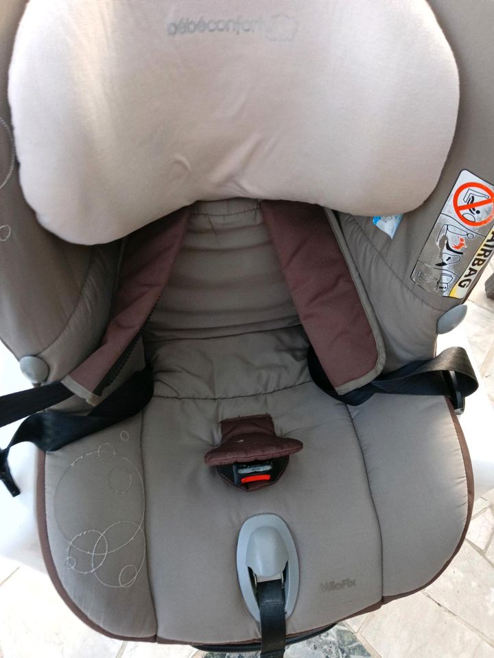 Kinderautositz 0-18kg mit Isofix und Anker in Versmold