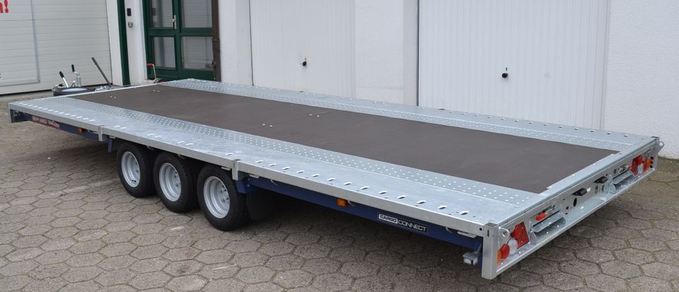 Großer Trailer Autotrailer Anhänger Plattform mieten leihen in Hamburg