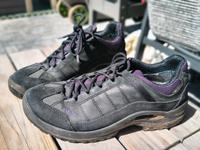 Lowa Outdoor Trekking Schuhe Größe 41 Baden-Württemberg - Bad Säckingen Vorschau